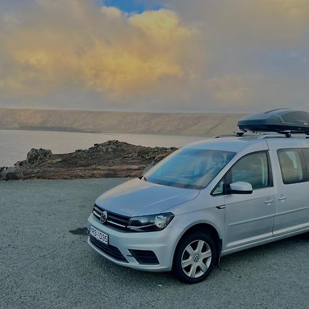 Отель Smart Camper Хабнарфьордюр Экстерьер фото