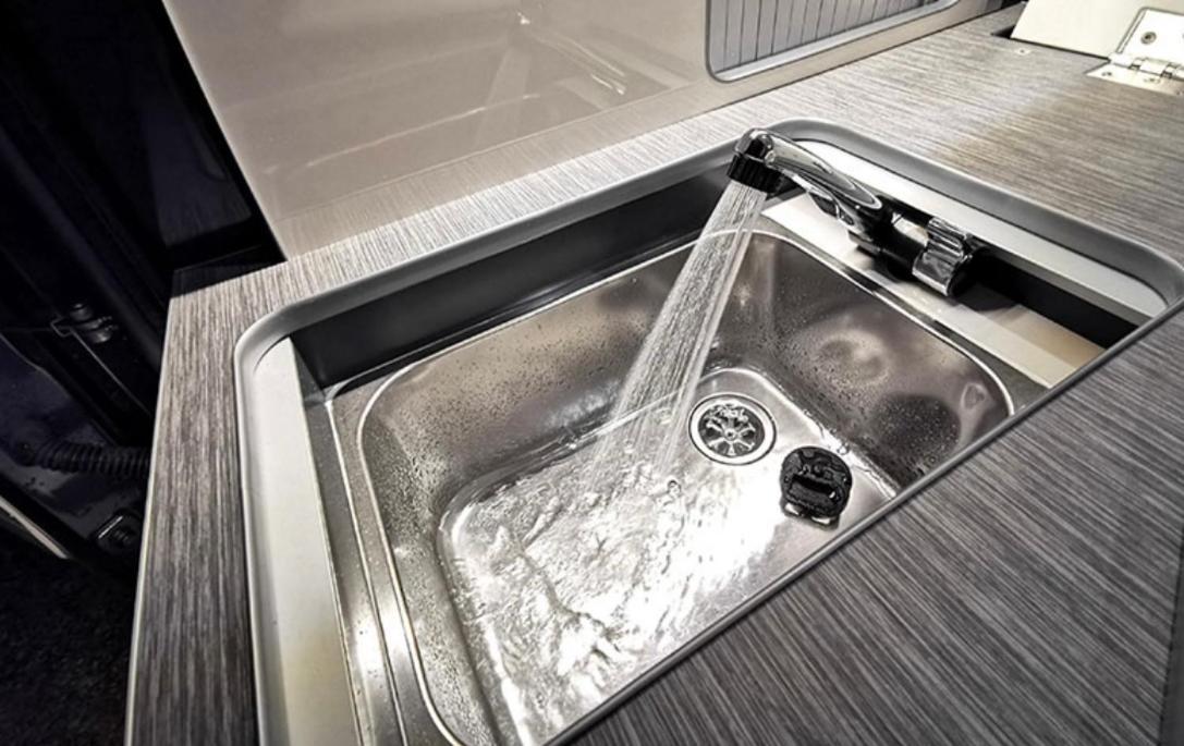 Отель Smart Camper Хабнарфьордюр Экстерьер фото